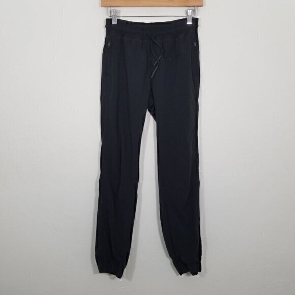 Lululemon Double Liner Jogger Pants